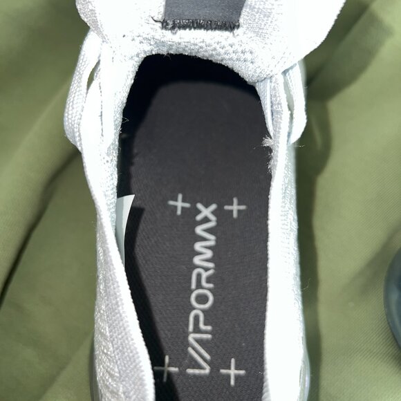 Nike Air VaporMax Flyknit 3 'White Reflect Silver' - Picture 16 of 16